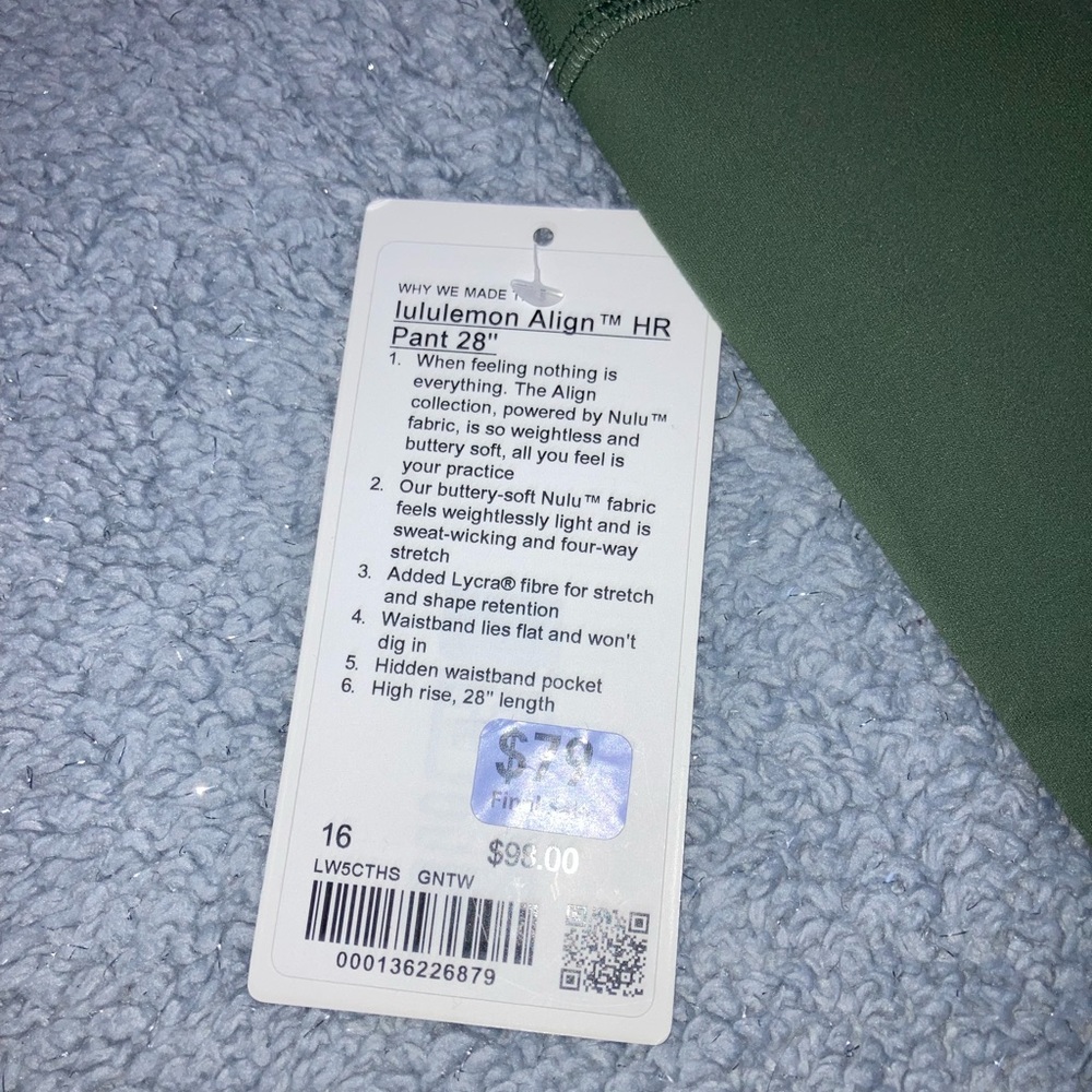 🍋NWT (16) LuluLemon Align highrise pants 28 inch inseam 🍋 - Picture 8 of 10